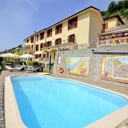 아파트 Sleeps 4 Pool Wifi 스칼라