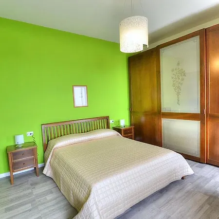 Sleeps 4 Pool Wifi 아파트 스칼라